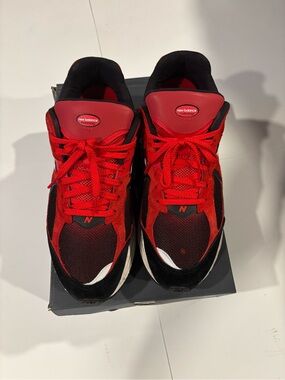 Men’s New Balance 2002R True Red Black U2002RZA /  Size 13 Shoes w/ Box